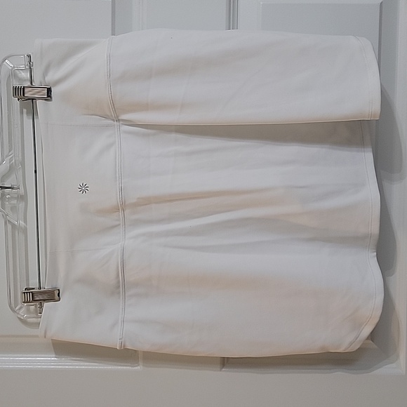 ATHLETA FAIRWAY GOLF SKORT 16" NWT WHITE SIZE MEDIUM - Picture 10 of 10